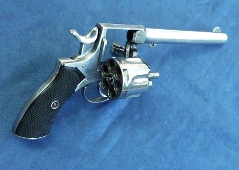  Revolver le Régent.  Cal 380 bulldog.  